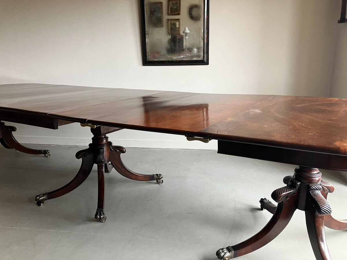 A Regency Mahogany Dining Table