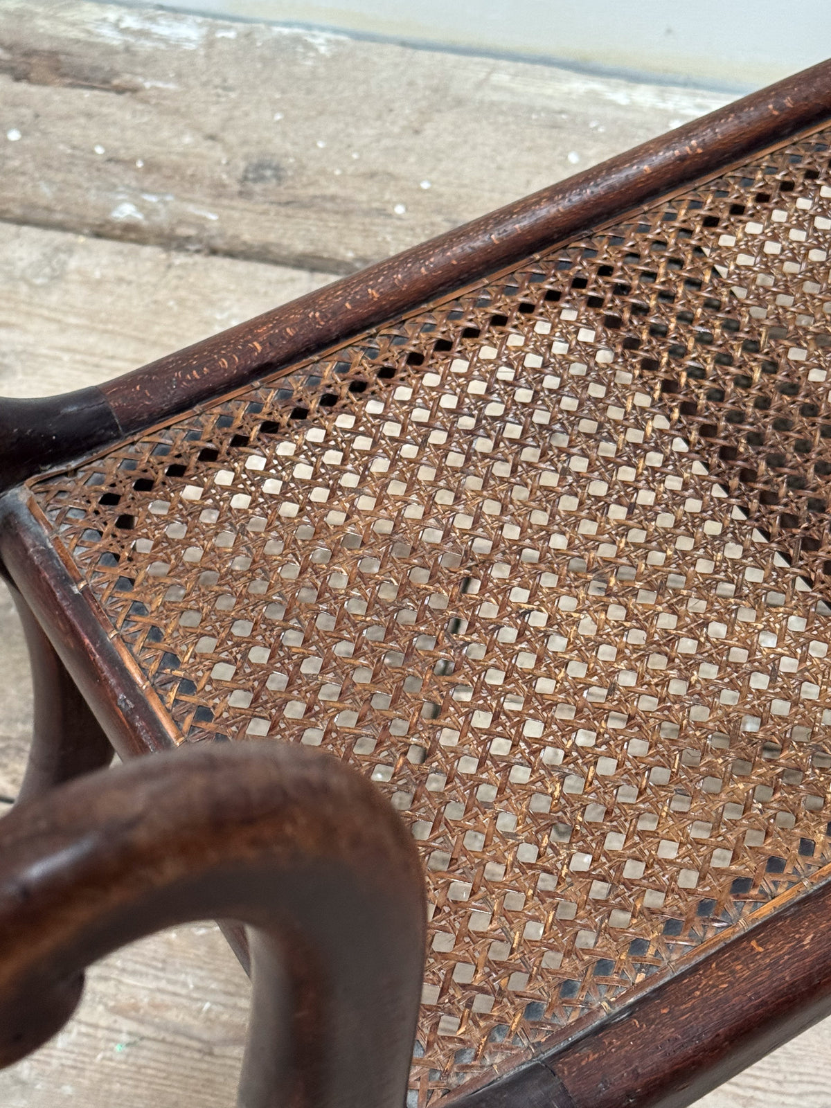 A Regency Simulated Rosewood Window Seat