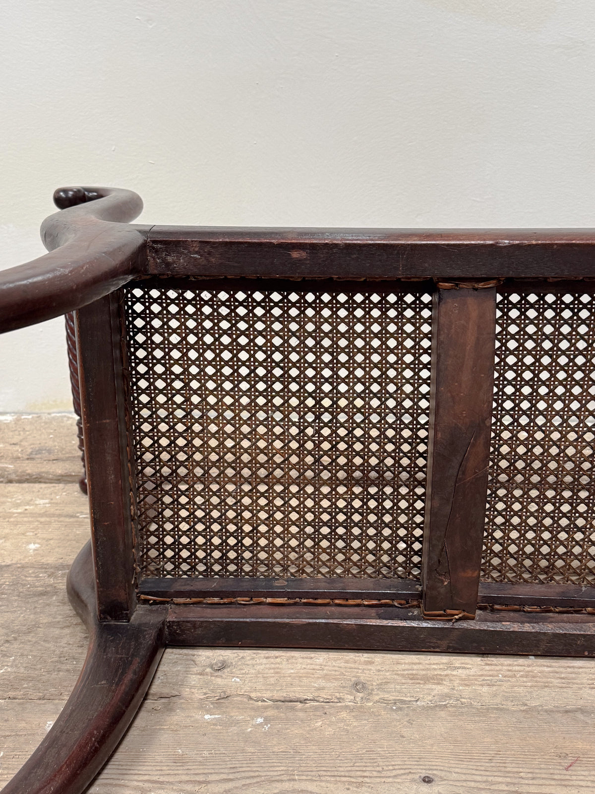 A Regency Simulated Rosewood Window Seat