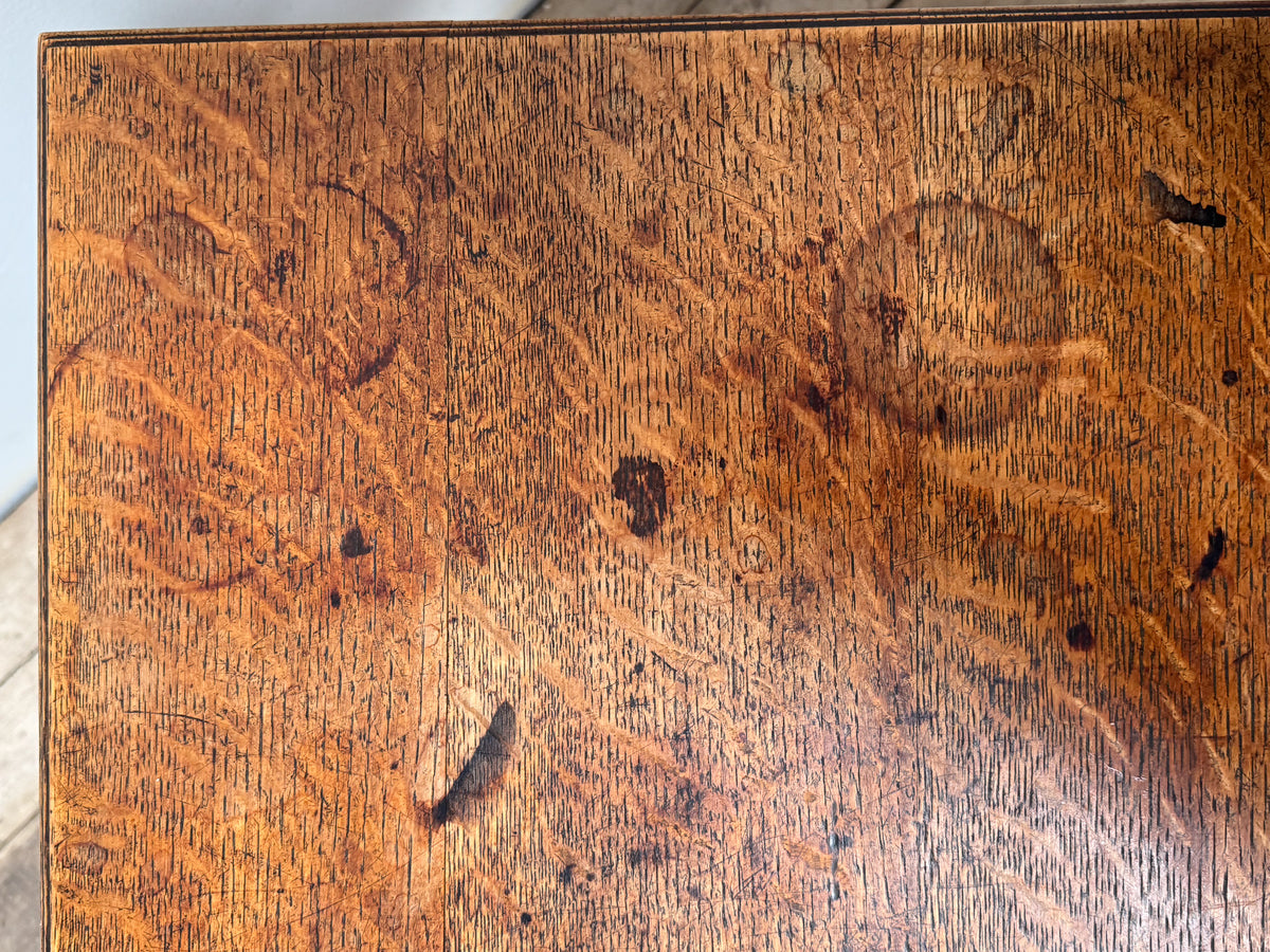An Early 20th Century Oak Side Table