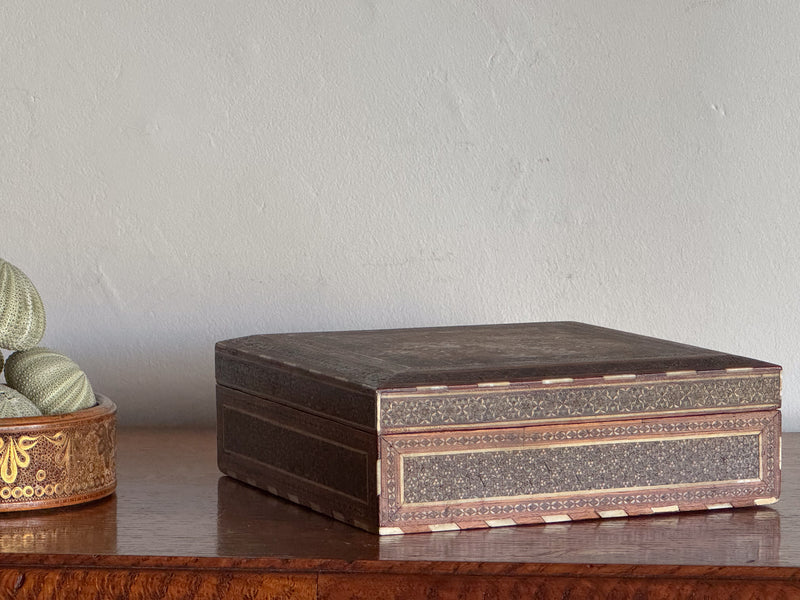 A Late 19th Century Indian Inlaid Box