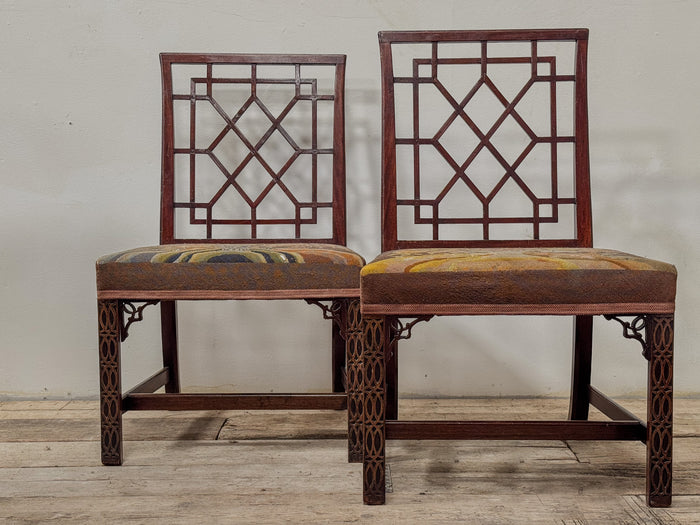 A Pair of George III Mahogany 'Cockpen' Side Chairs